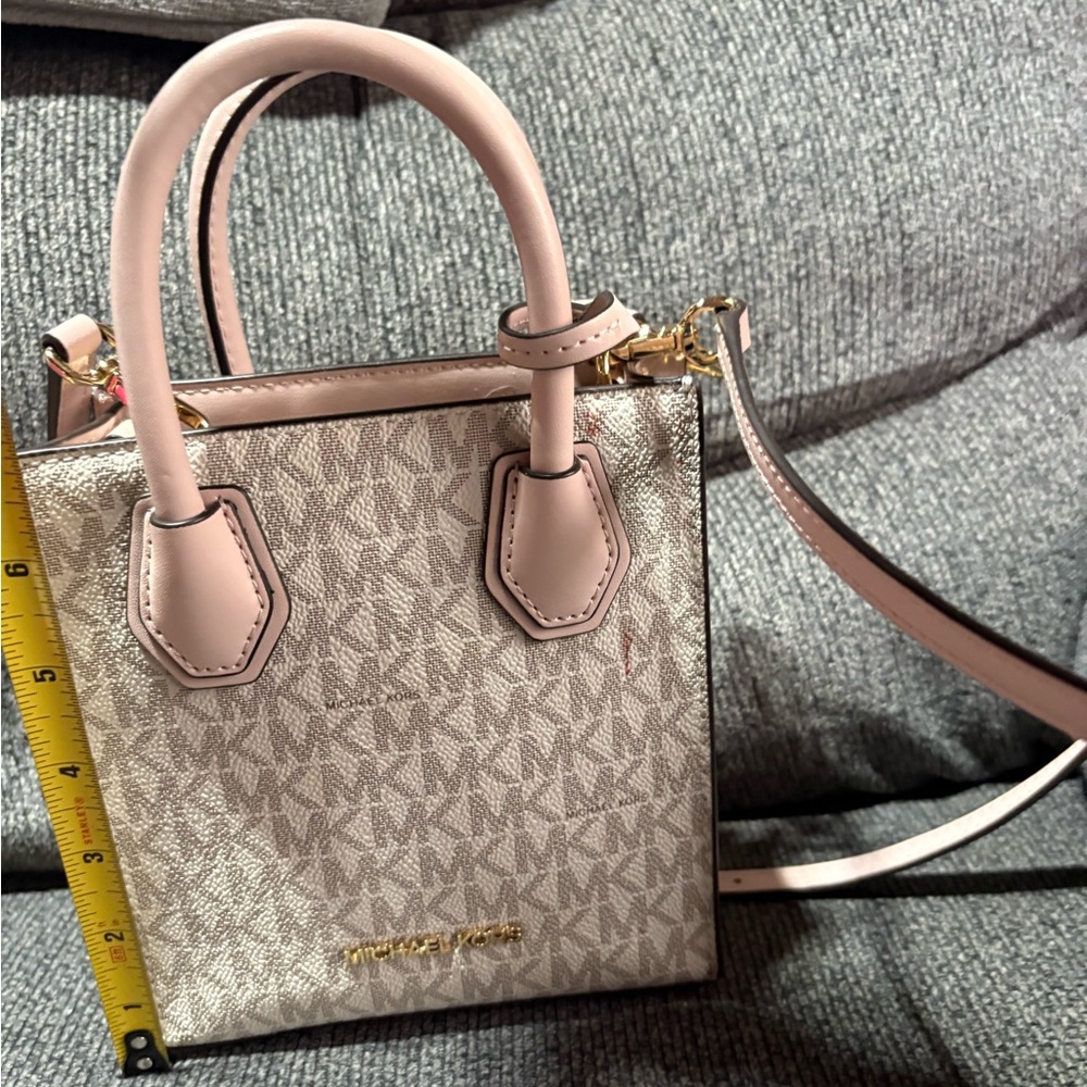 Michael Kors Mini Bag in Pink and Cream